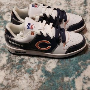 NWOT Reebok NFL Chicago Bears Recline Sneakers